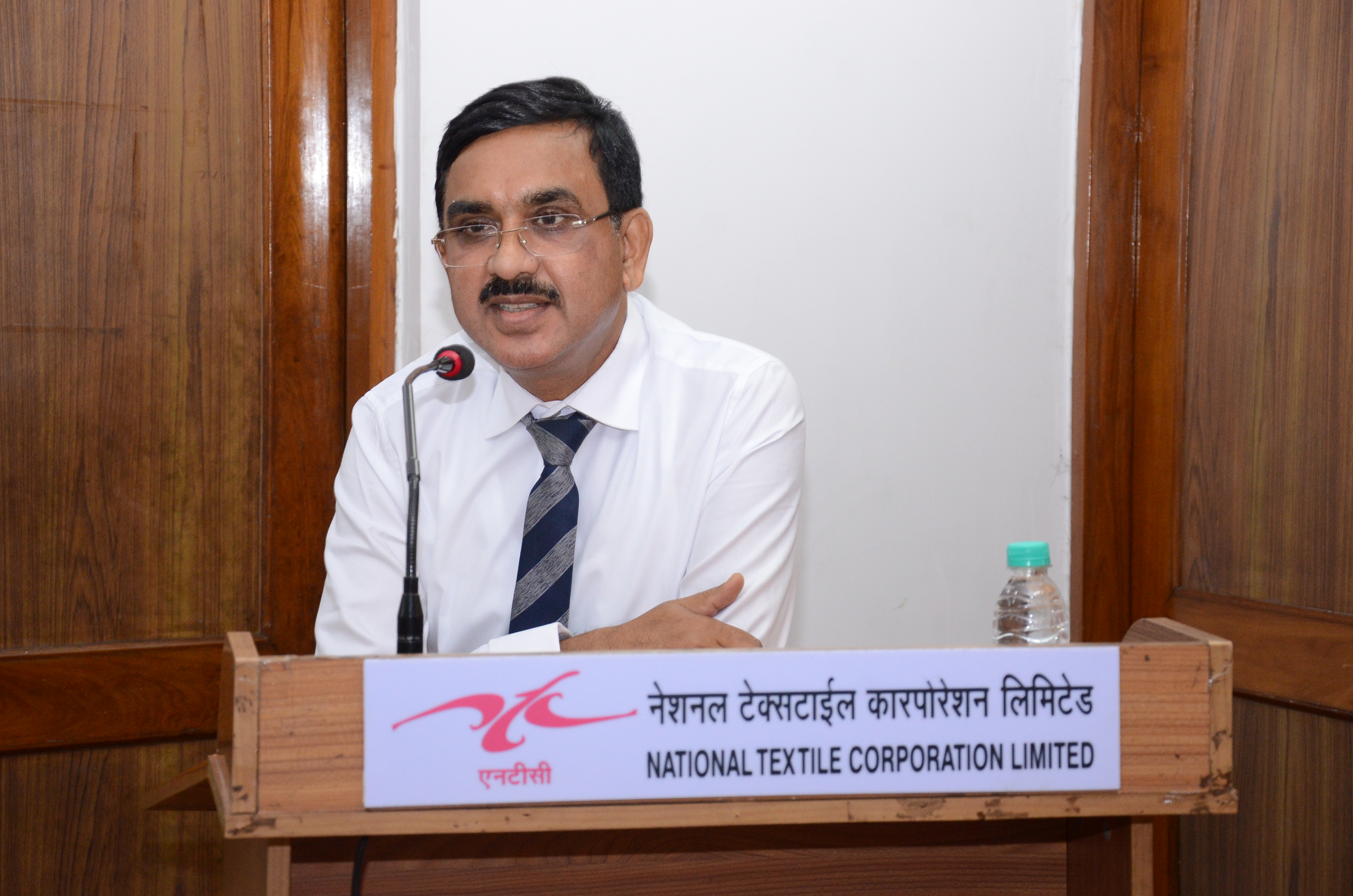 Honorable Chairman and Managing Director Shri P.C. Vaish expressing his views on this occasion.